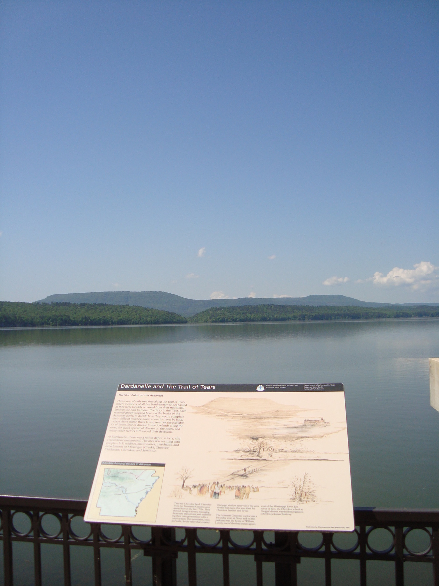 A wayside with a view at Lake Dardanelle State Park in Russellville, Arkansas