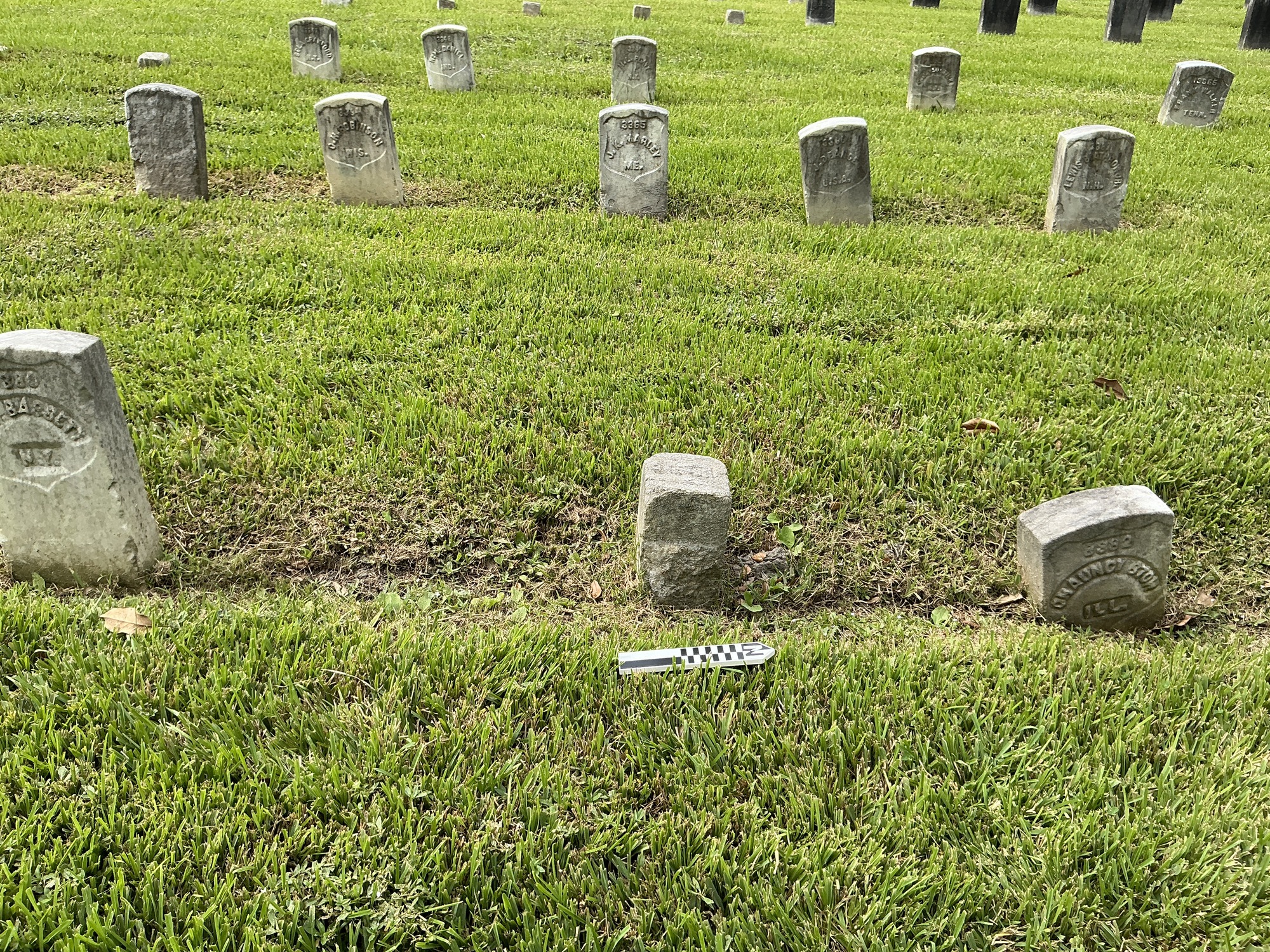 Extra image of flat marble marker