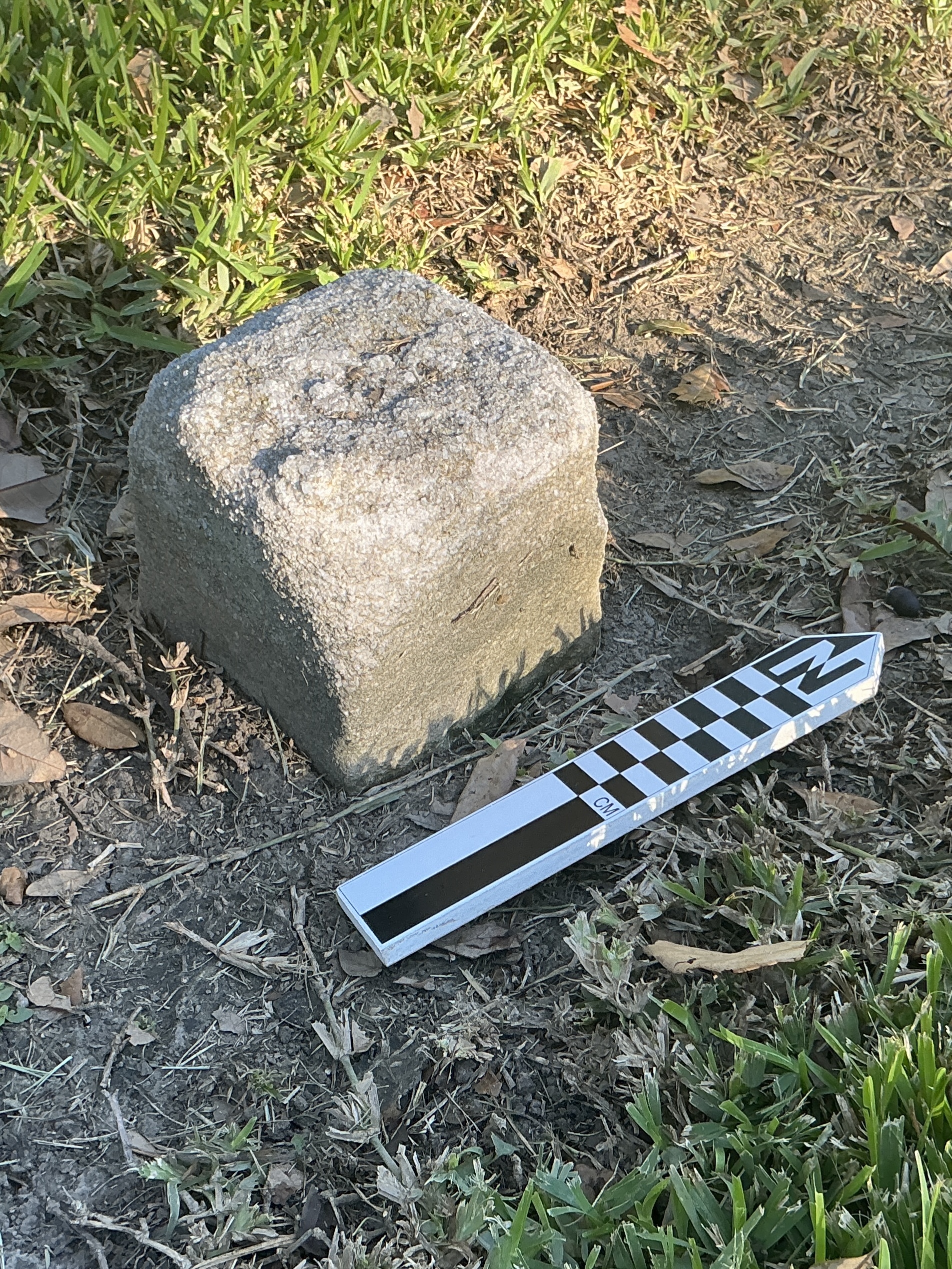 Extra image of flat marble marker