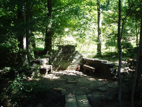 "Gray Arbor Memorial" at Dumbarton Oaks - 07-22-07