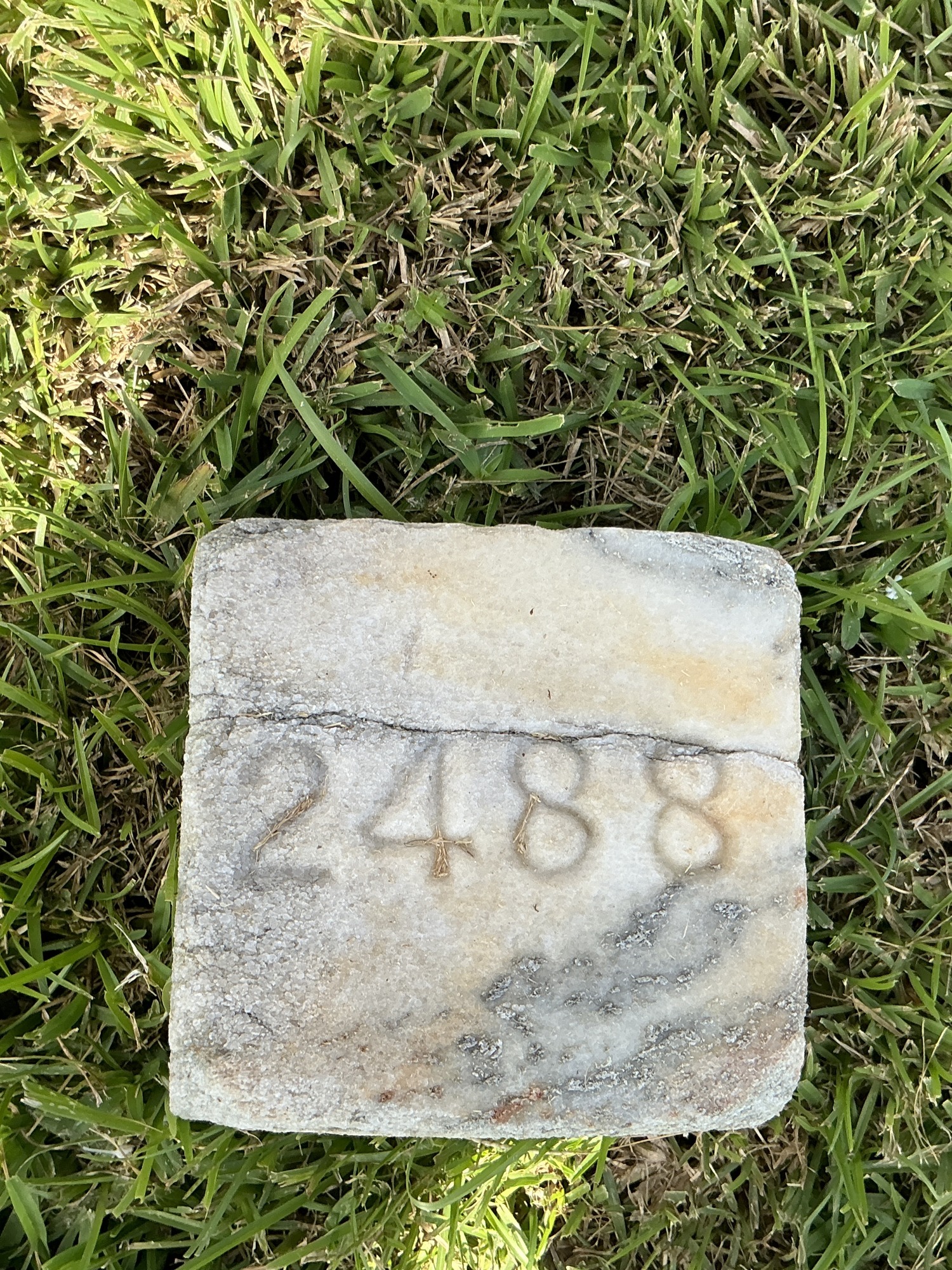 Top of flat marble marker