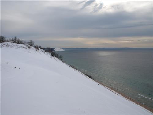 SLBE 6 Pierce Stocking Scenic Drive - Lake Michigan Overlook Winter