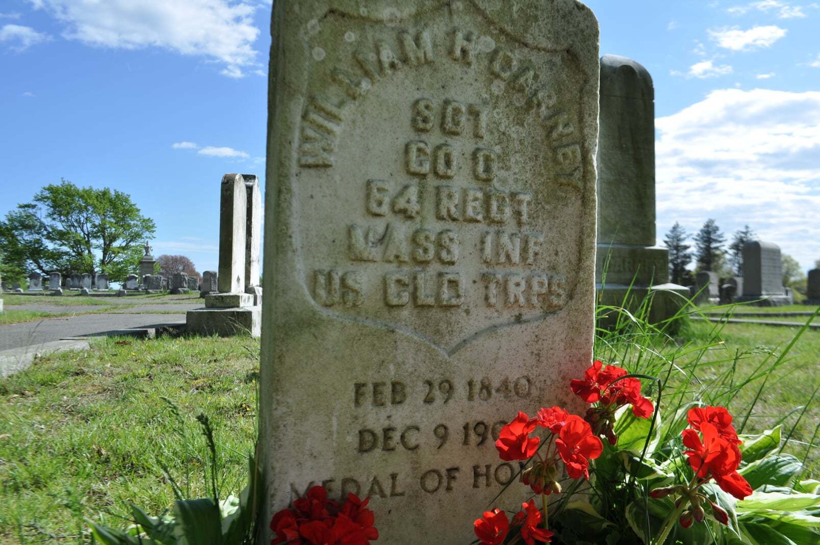 Grave of Sergeant William H. Carney, with birth and death dates, and "Medal of Honor" inscribed.