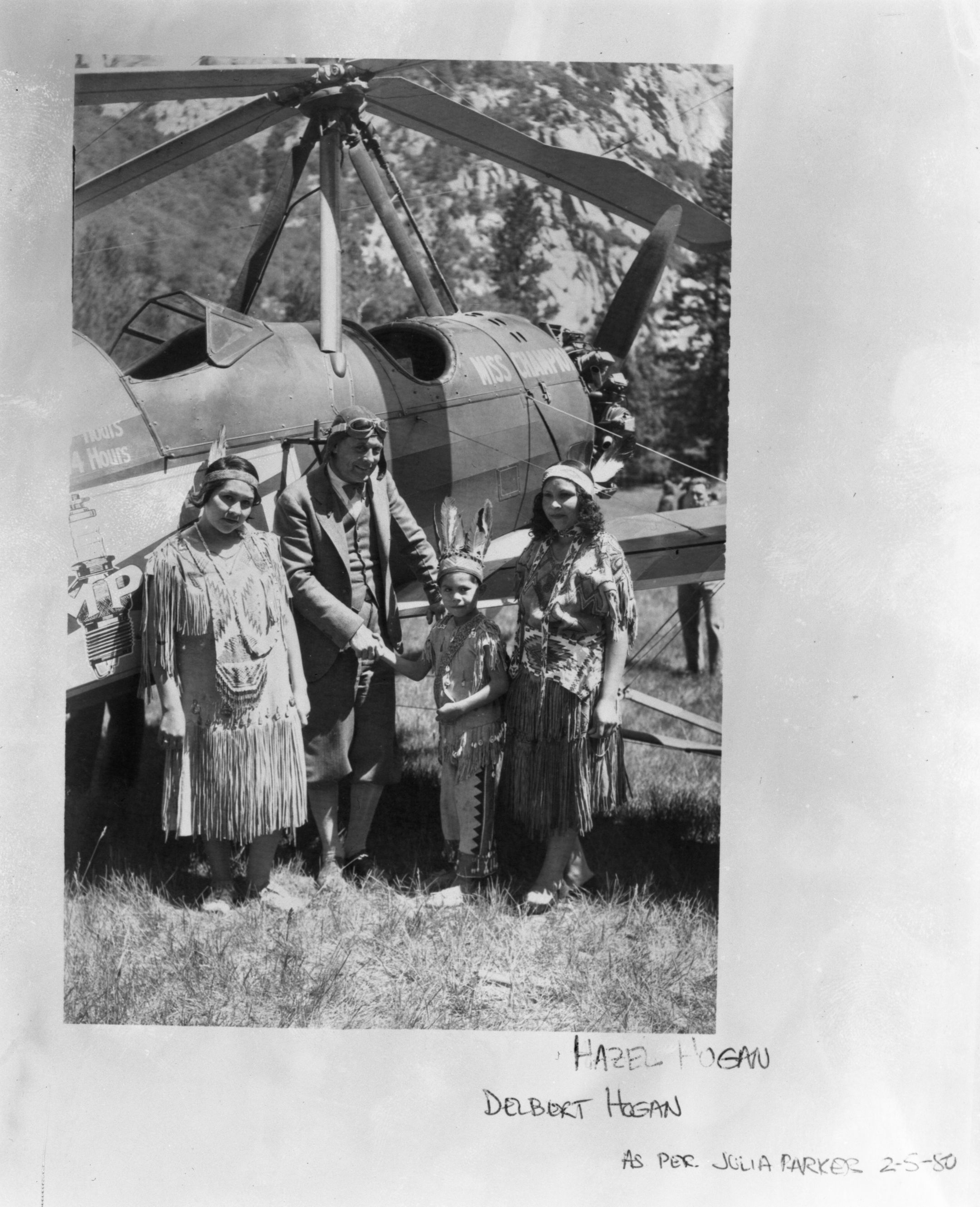 Copy Neg: 11/80 by Michael Dixon. Hazel Hogan (on far right) and Delbert Hogan (2nd from right). Others unidentified. Woman on left wears Alice Wilson's beaded sash (now in the YNP Collection). Yosemite Valley. Copied from the Bates collection.