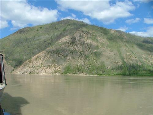 19 Yukon-Charley Rivers National Preserve Peregrine Falcon Survey July 2006