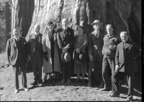 Mr. M. Rapheld, Ex. Sect'y Mayor Rossi; Mayor Rossi, S. F.; Marconi; Sen. Guglielmo Marconi; Mrs. Rocci; Col. C. G. Thomson, Supt.; aide to Sen. Marconi and priest who attended him.