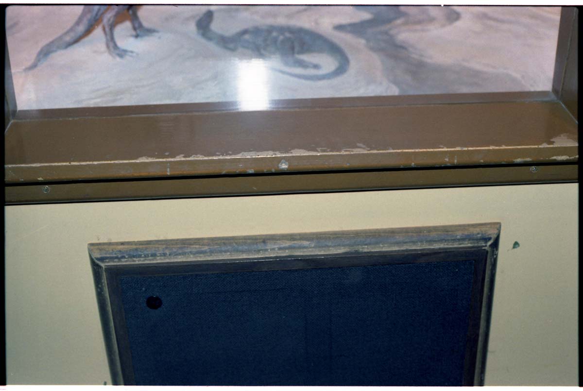 Color Photos of the old visitor center exhibits.