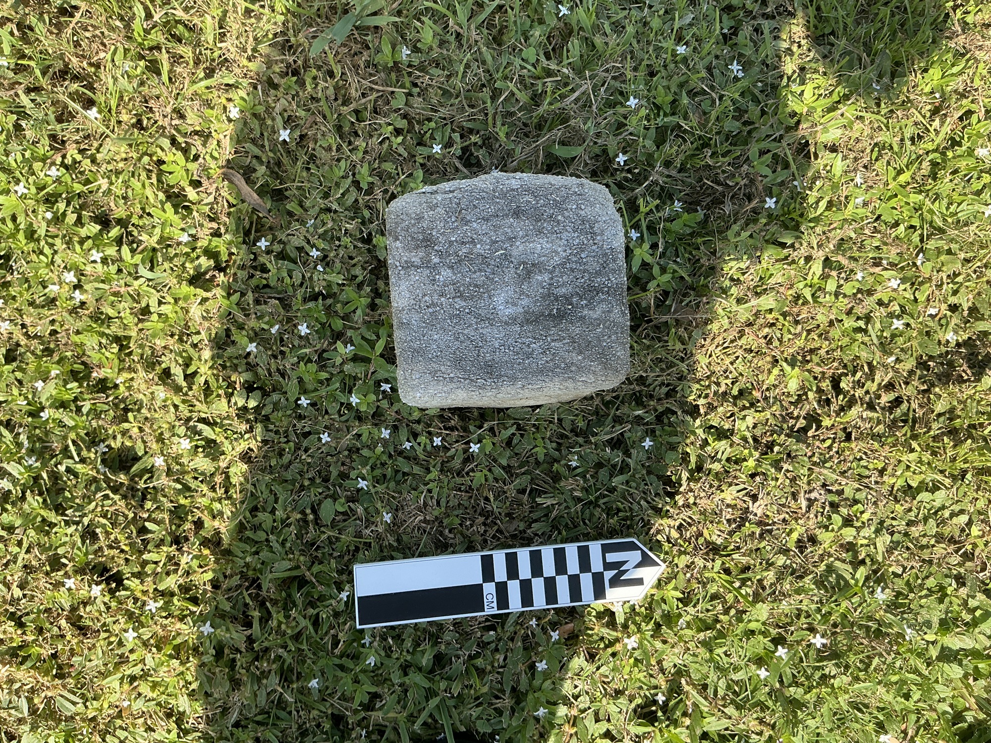 Extra image of flat marble marker