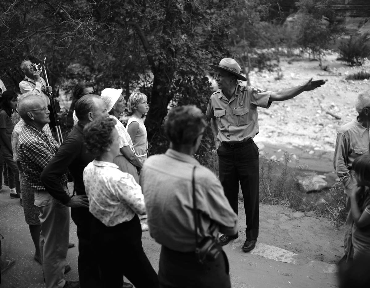 Lloyd Sandberg giving Narrows Trail nature walk.