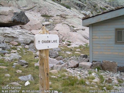 Sign,3866 WM#,Wood,0 FT,0 FT,Dir LP-10