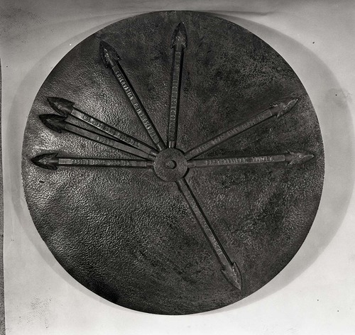 Bronze direction finder for Lady Mountain.