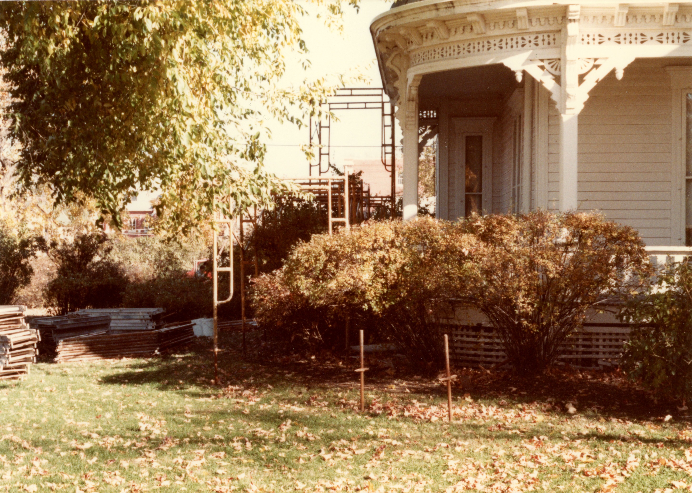 Installation of scaffolding for HST home repair