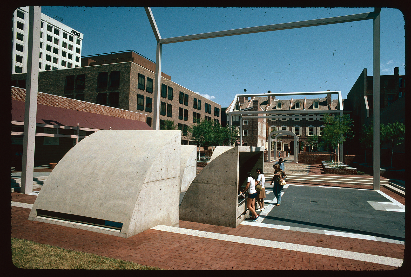 Franklin Court. Looking north from directly behind ghost structure of Franklin's house, towards Market Street.