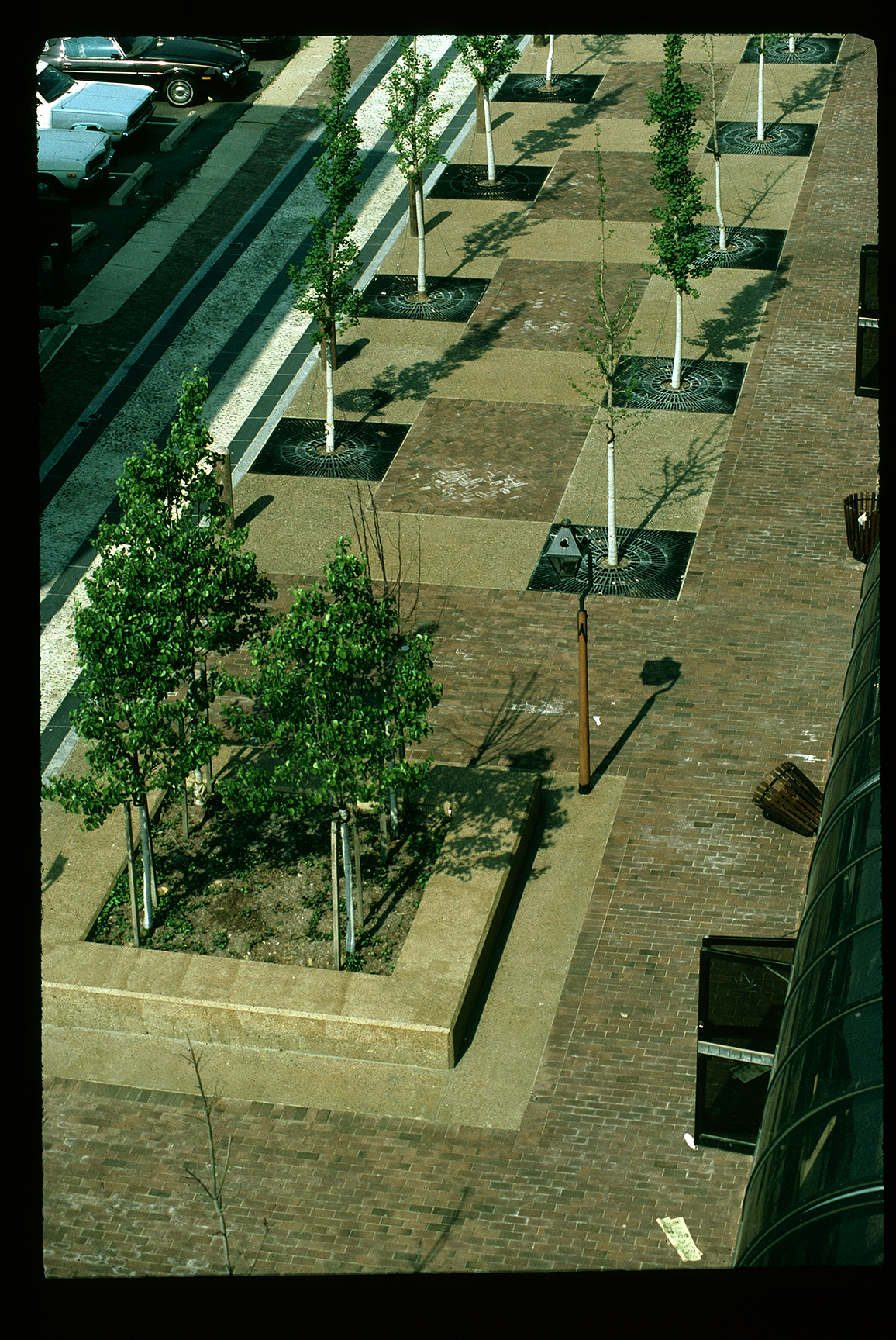 Area F-Sansom Street looking west