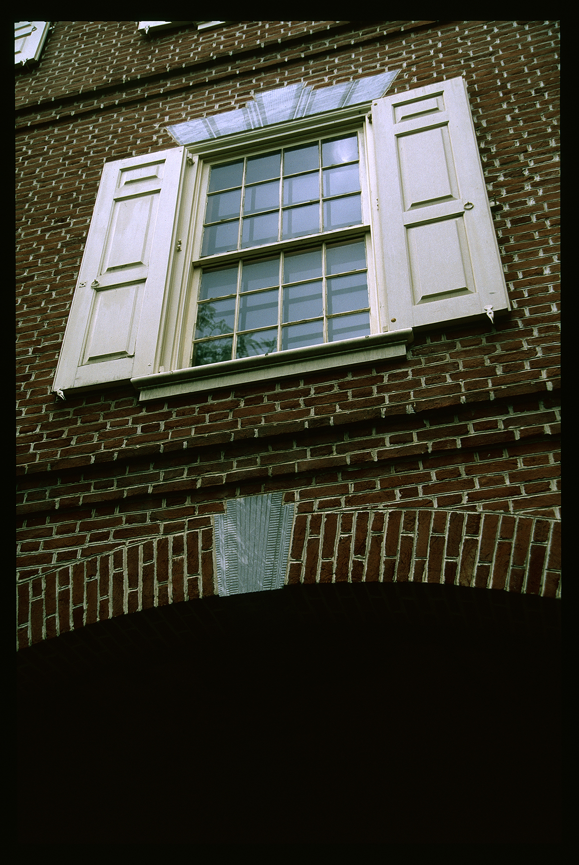 Franklin Court keystone