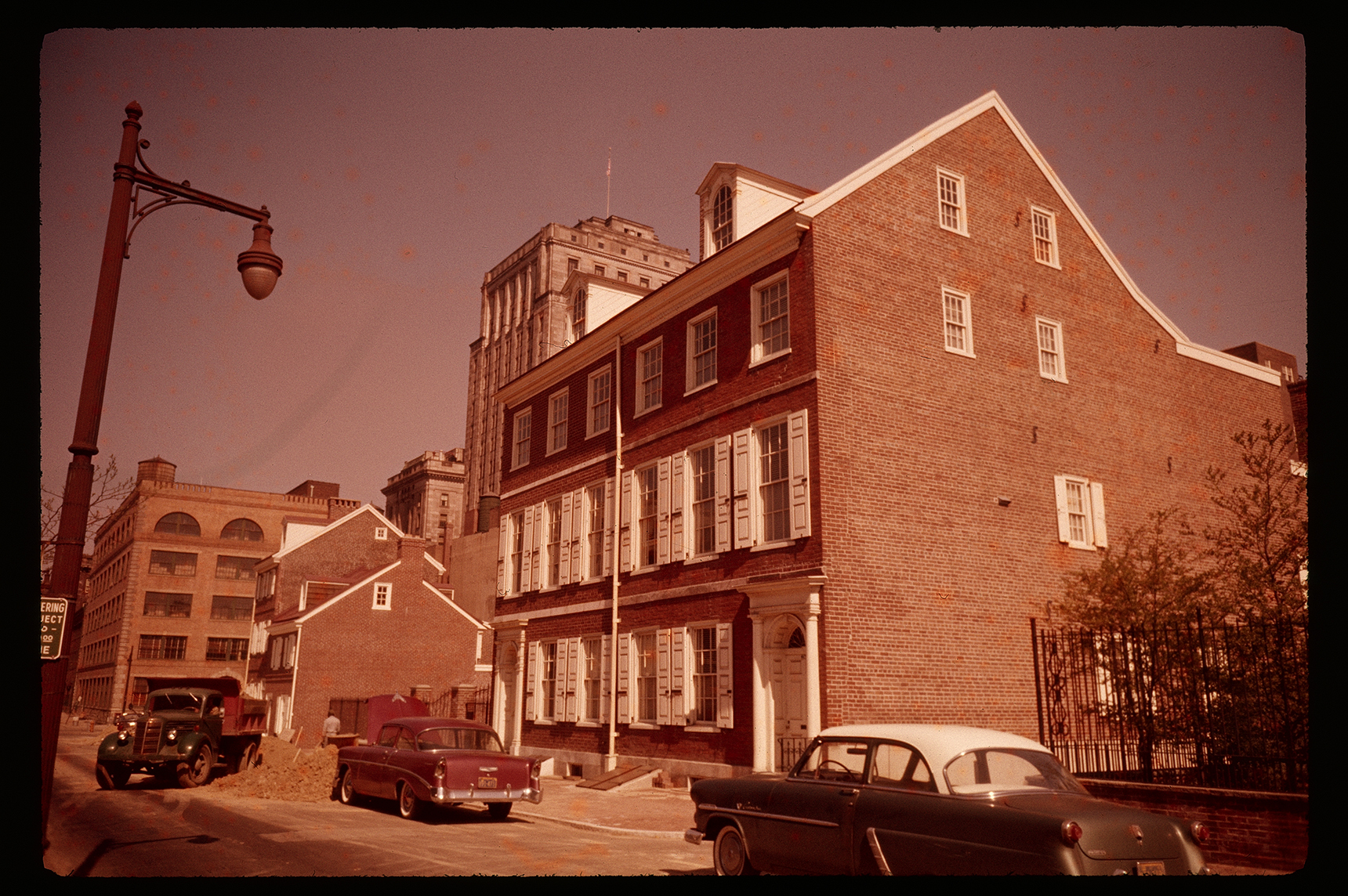 Locust Street Fourth to Fifth