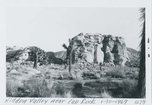 Black and white image of Hidden Valley near Cap Rock