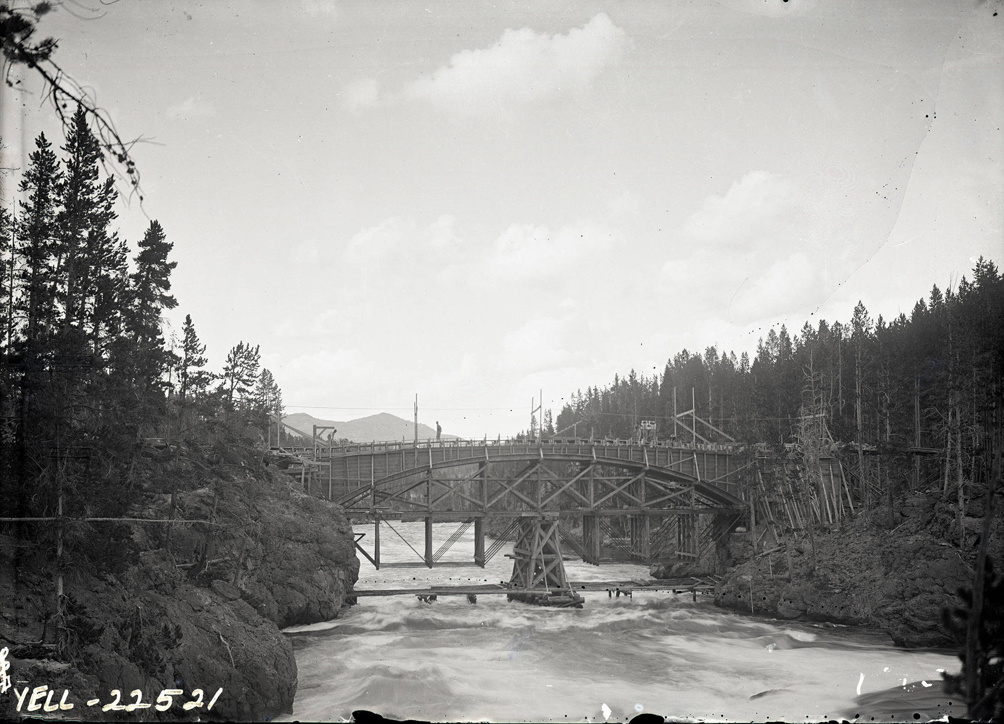(Forms for Concrete Bridge)