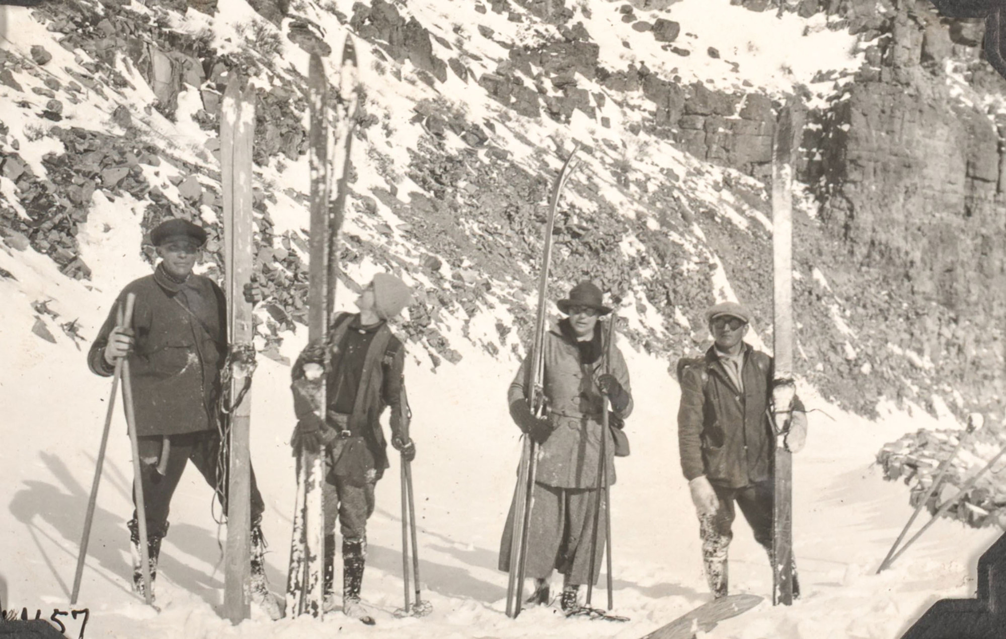 Skiing Party near Golden Gate