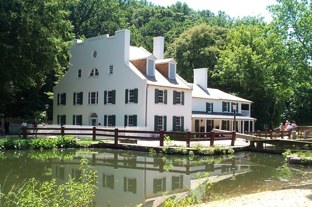 Great Falls Tavern on the Potomac