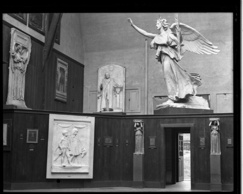 Leslie R. Jones - Studio of the Caraytids, interior