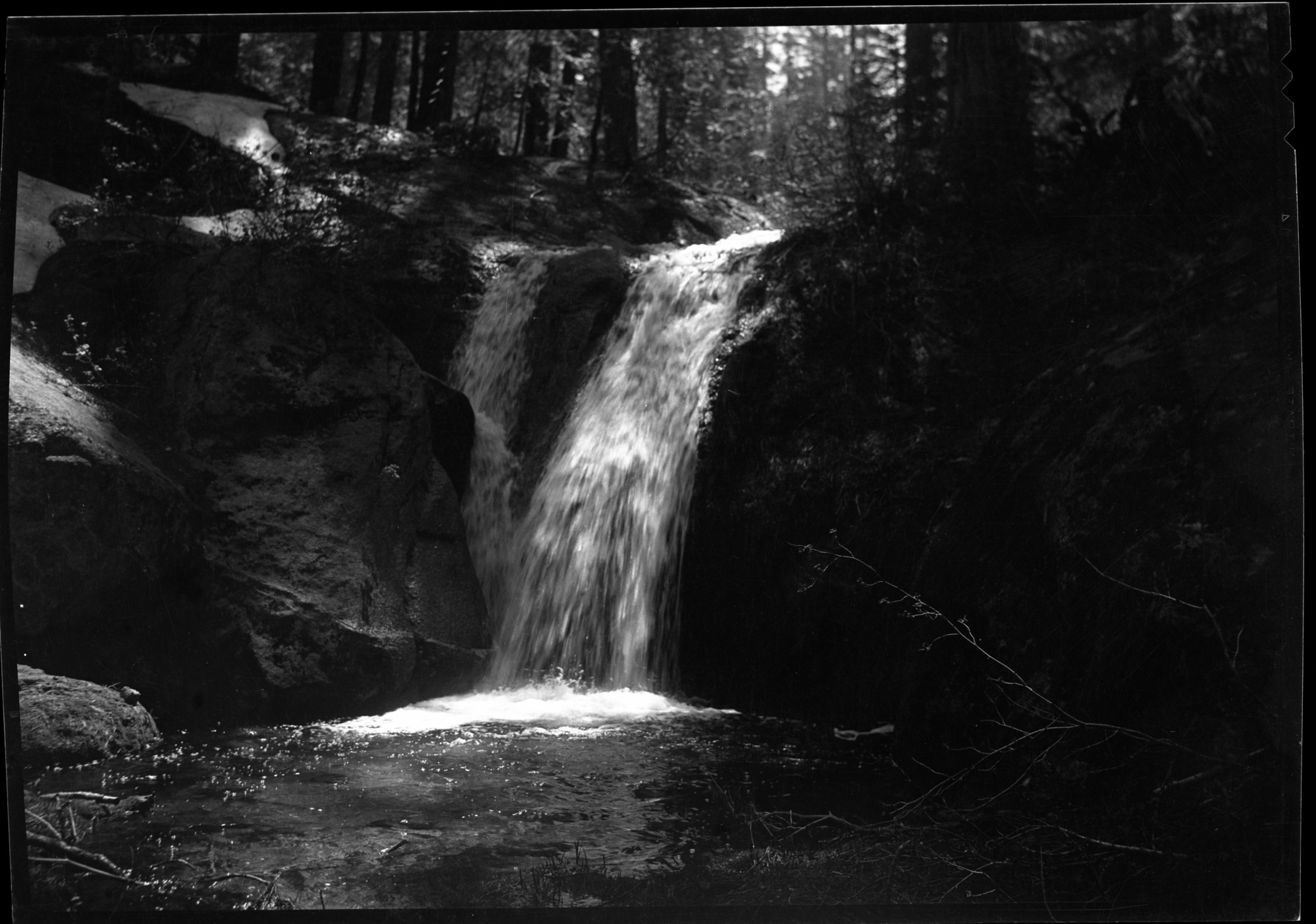 SEKI Roberts Collection Series: 2 Negatives; 2 Falls