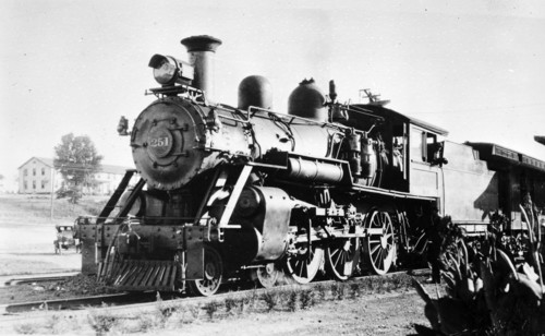 Nashville, Chattanooga & St. Louis no. 251 [4-6-0]