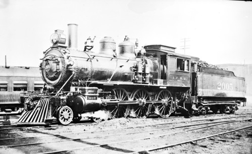Illinois Central no. 2005 [4-6-0]