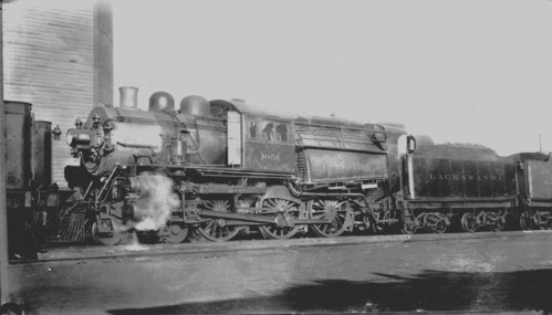 Delaware, Lackawanna & Western no. 1051 [4-6-0]