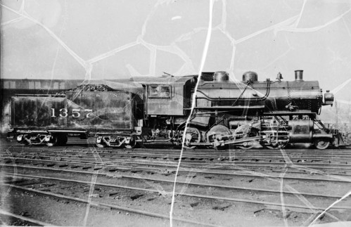Louisville & Nashville no. 1357 [2-8-0W]