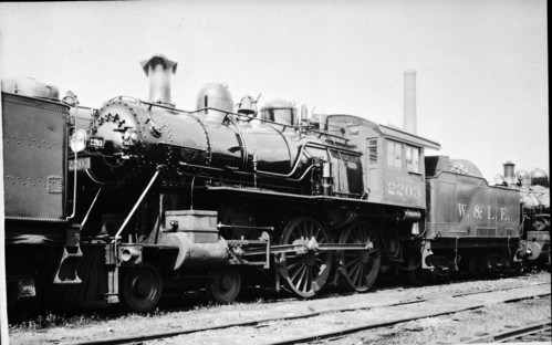 Wheeling & Lake Erie no. 2203 [4-4-0]
