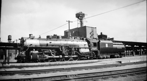 Union Pacific no. 7004 [4-8-2]