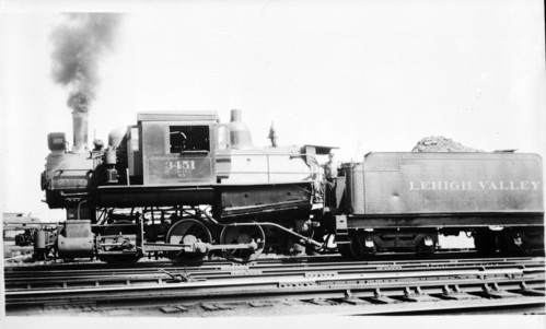Lehigh Valley no. 3451 [4-4-0]