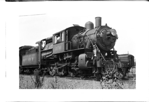 New York, Ontario & Western no. 250 [4-6-0]