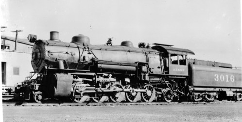 Atchison, Topeka & Santa Fe no. 3016 [2-10-2]