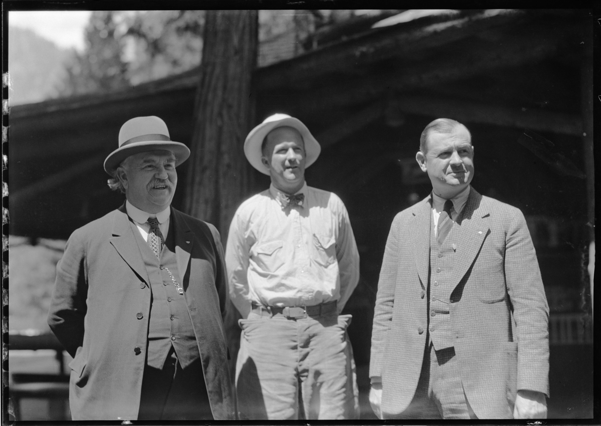 L-R: Gov. Richardson; Richard Shaffer, Merced; State Engineer Morton