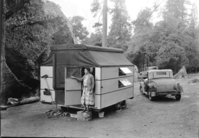 Split coach type trailer