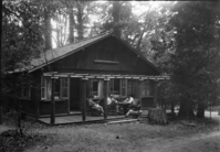 Copy Neg: L. Radanovich, August 2004. Camp Curry bungalow.