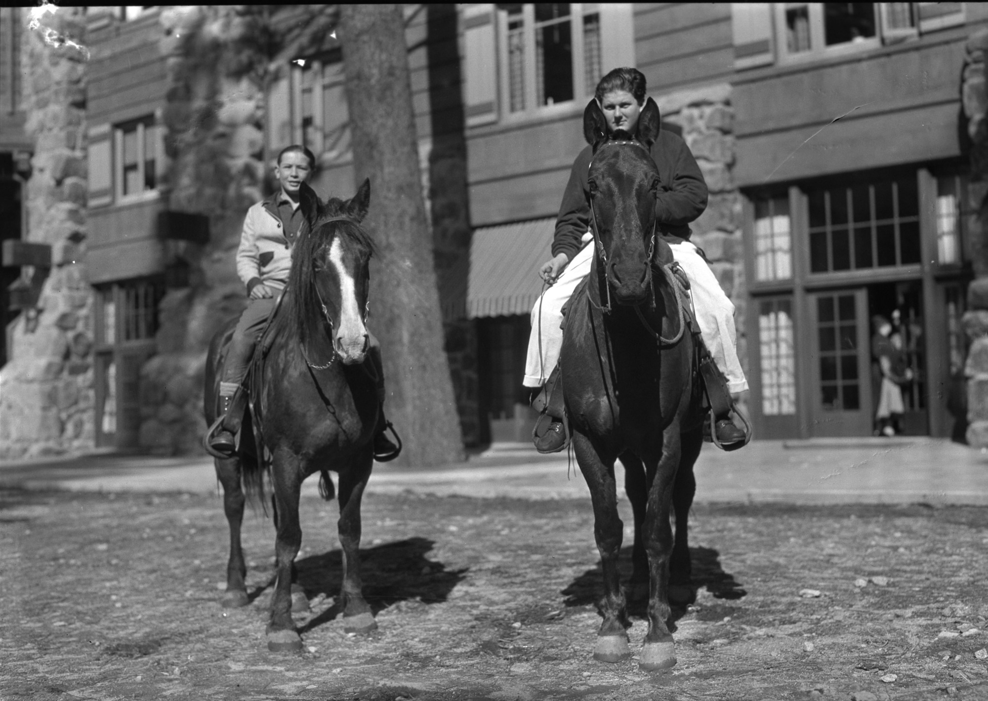 Young Fleishacker on right
