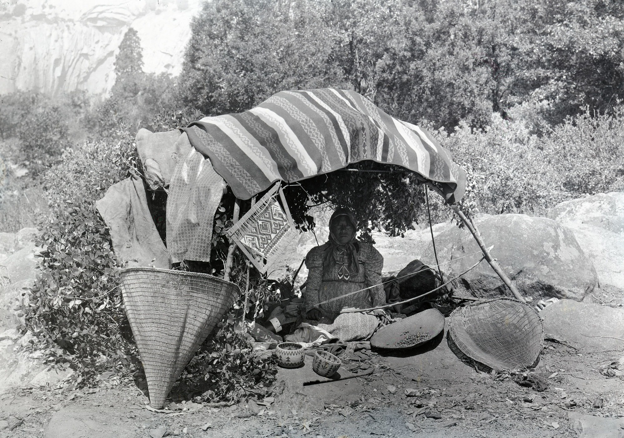 Jennie Sam, Mono Lake Paiute in Yosemite Valley. (SO-015)