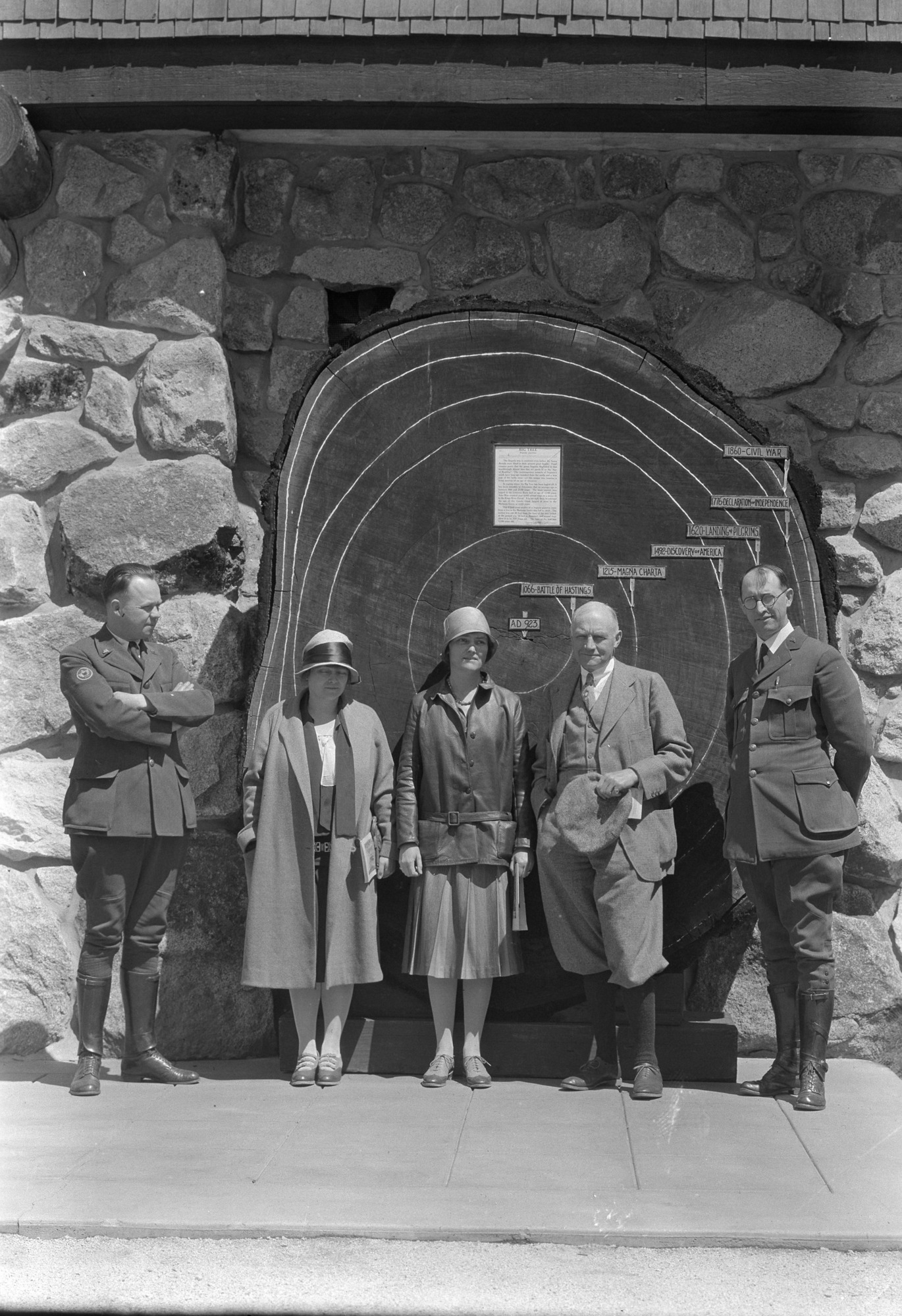 L-R: Carl Russell, Gladys Hale, Mr. & Mrs. George Pratt, Mr. Leavitt