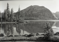 Morning view of Lake Tenaya.