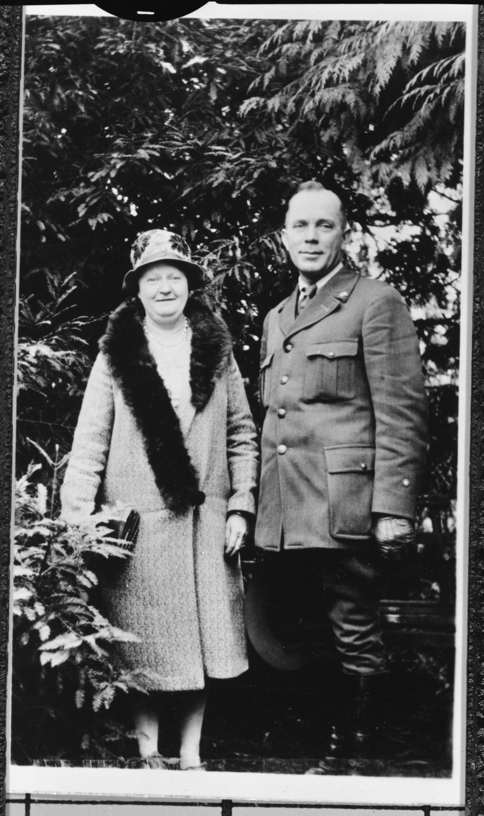 Gustave Eastman with his first wife, Ada. copied by Michael Dixon, copied in January 1983