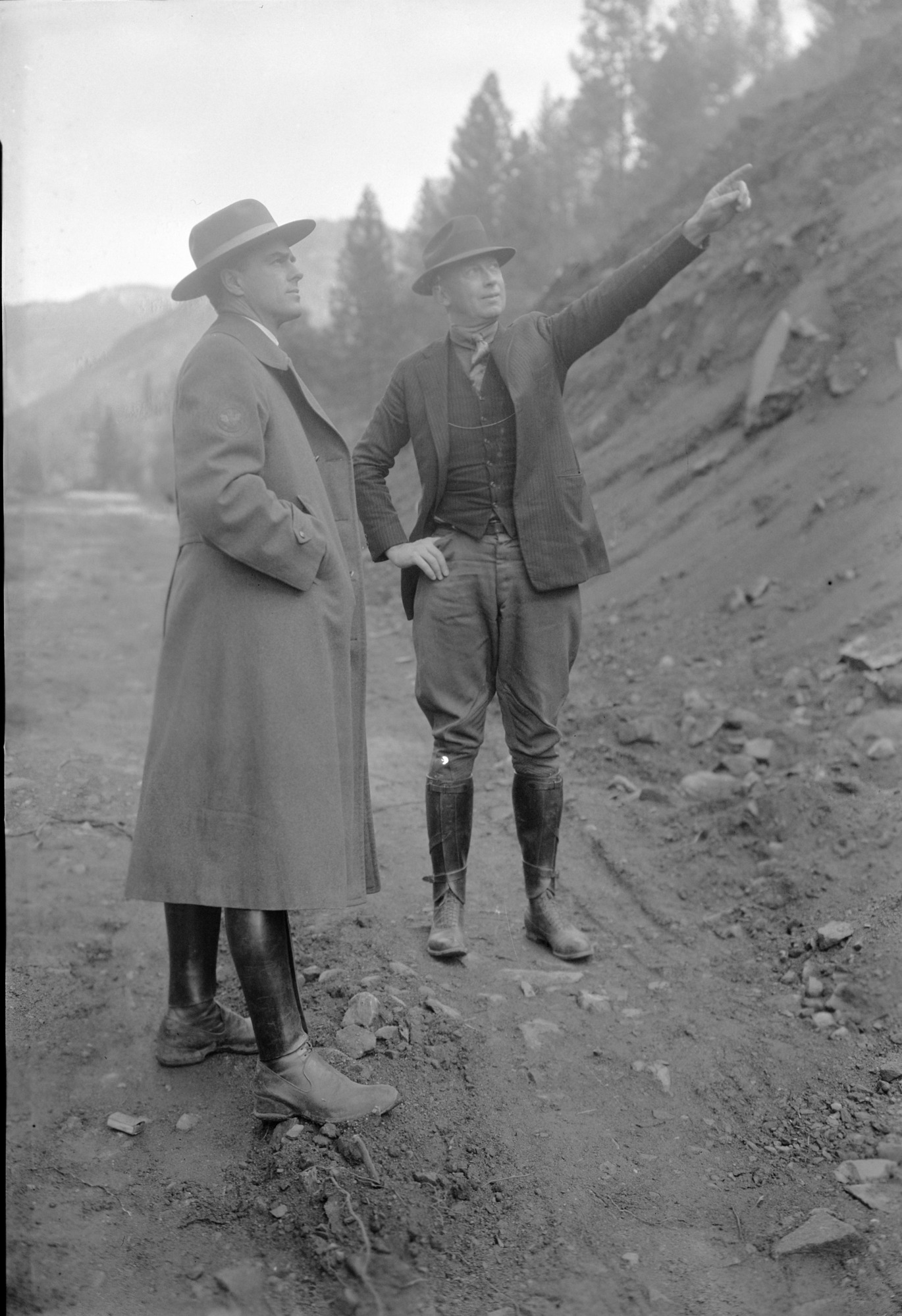 L-R: Supt. W.B. Lewis of Yosemite and Division Engineer Woodson of Calif. Highway Com.