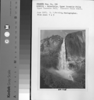 Upper Yosemite Fall. Yosemite Falls trail.