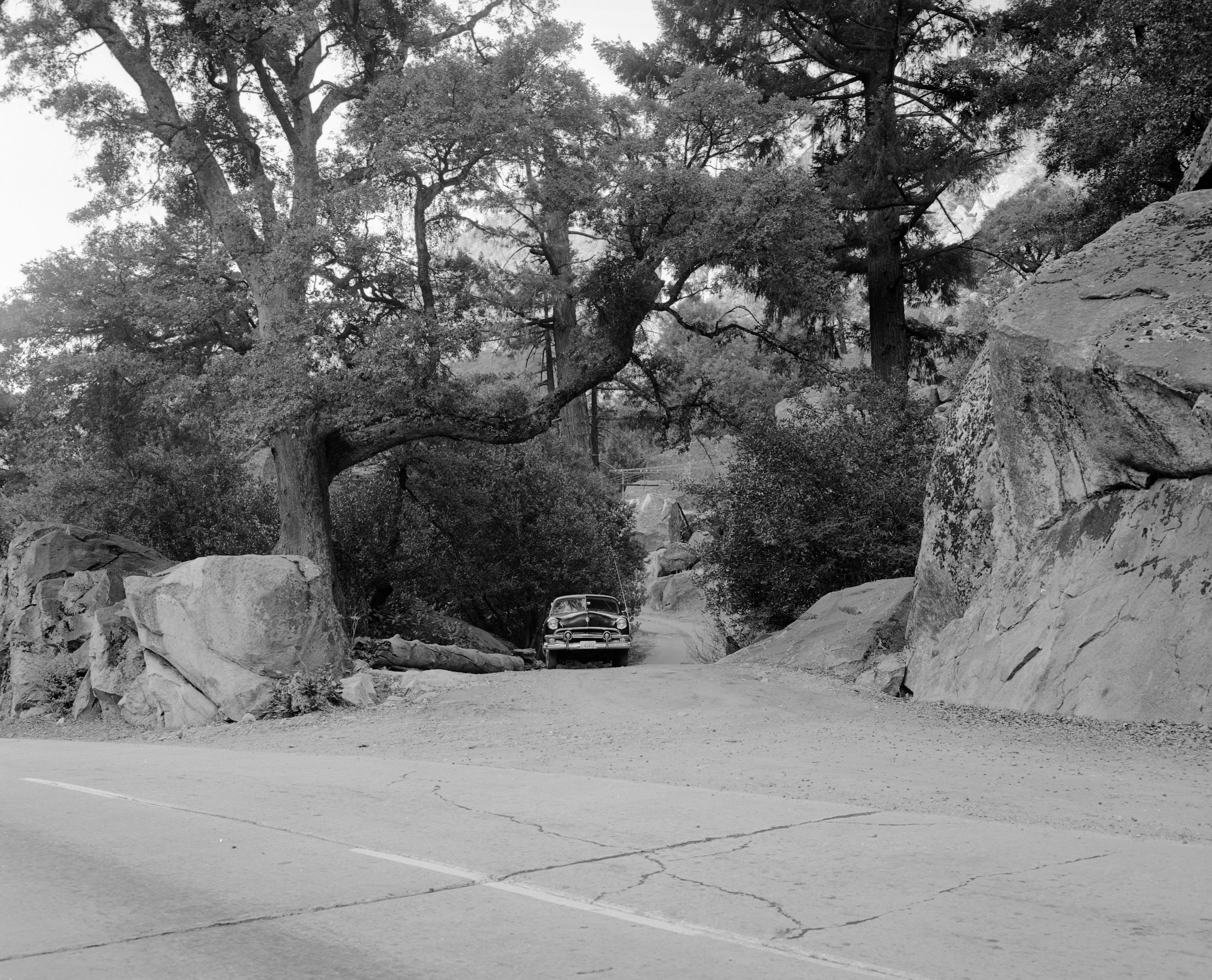 Foresta. Entrance to Coulterville Road. C-3.