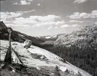 View of Tenaya Lake from Ledge trail to Cathedral Lakes.