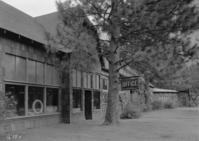 Y. P. & C. Co. Garage.