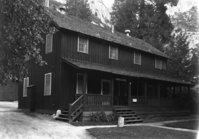 Government hospital near Yosemite Lodge.