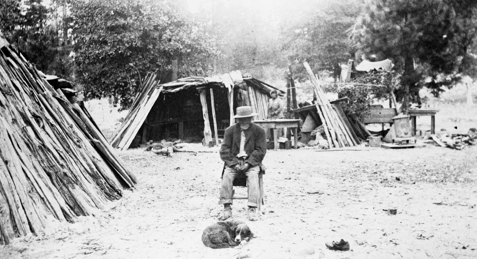 Capt. Paul and his old woman in Yosemite, oldest Native American in Valley at that time. Fiske photo #5929 about 1887. He was buried at Bull Creek, according to Le-Me, 1940